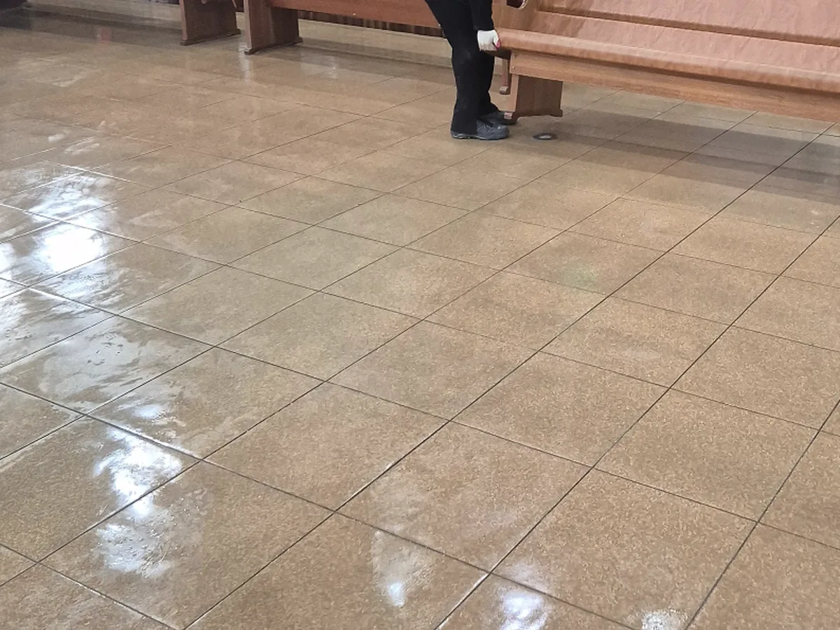 신안군 안좌면 예배당 방송실 장비 주변 정밀 위생청소 사례 - 행진크린