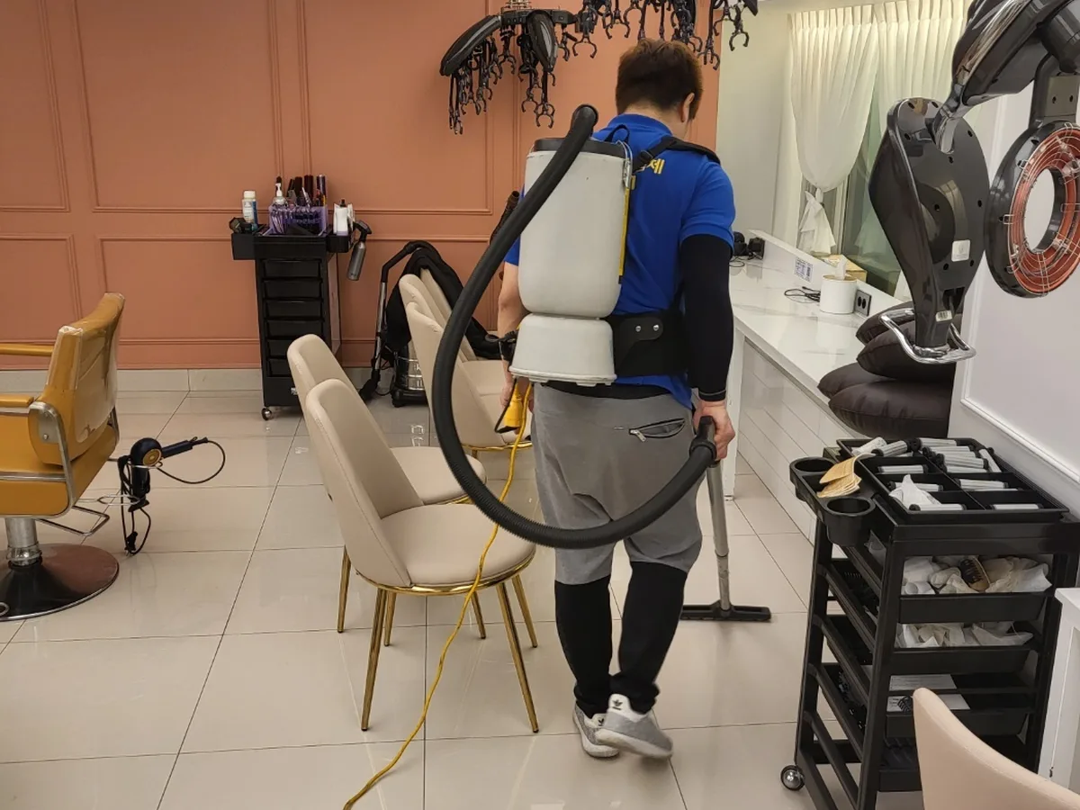 무안군 삼향읍 헤어샵 대기 검사실 위생청소 사례 - 행진크린